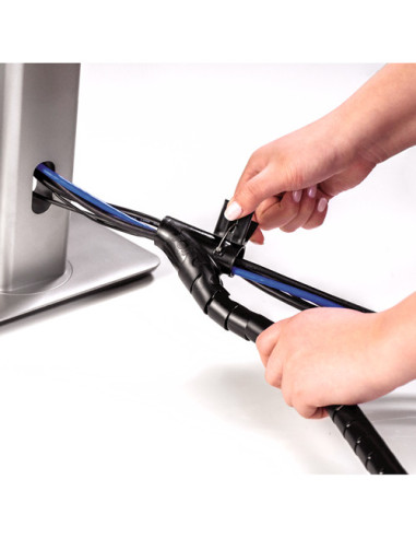 Fellowes CableZip Escritorio Pasacables Negro 1 pieza(s)