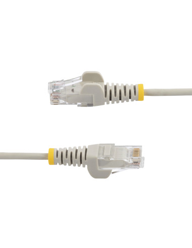 StarTech.com Cable Cat6 de 2,5m - Delgado - con Conectores RJ45 sin Enganches - Gris