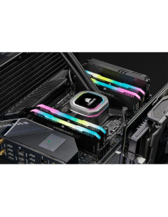Corsair Vengeance RGB Pro módulo de memoria 32 GB 2 x 16 GB DDR4 288-pin DIMM 2