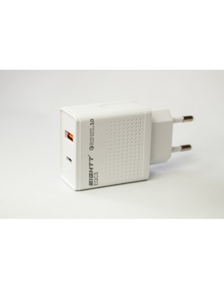 Eightt EQC3 cargador de dispositivo móvil Universal Blanco Corriente alterna Carga rápida Interior