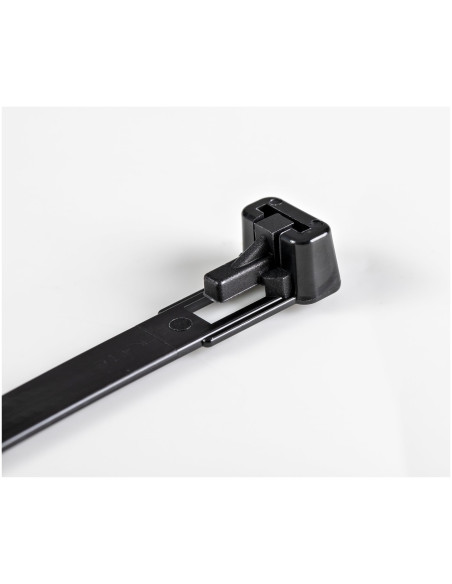 StarTech.com Bridas reutilizables de 20cm para cables - 7 mm de ancho, 50 mm de diámetro, soportan 22 kg de tensión, de nylon,