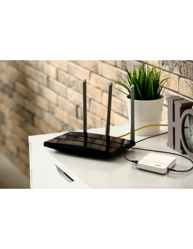 APC CP12036LI sistema de alimentación ininterrumpida (UPS) 36 W