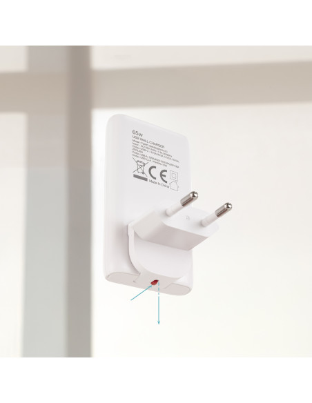 TooQ Cargador de viaje Tipo C y Tipo A, GaN 65W, USB-C PD + USB-A QC, Blanco