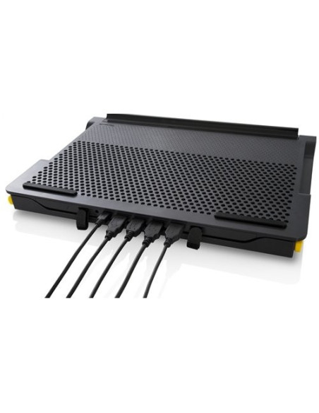 Targus Chill Mat™+ with 4-Port Hub