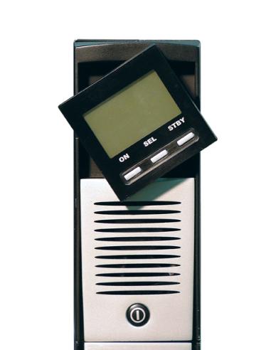 Riello Sentinel Dual sistema de alimentación ininterrumpida (UPS) 1 kVA 900 W 8 salidas AC