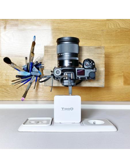 TooQ Cargador de Pared doble puerto USB-C PD + USB A QC3.0, 48W