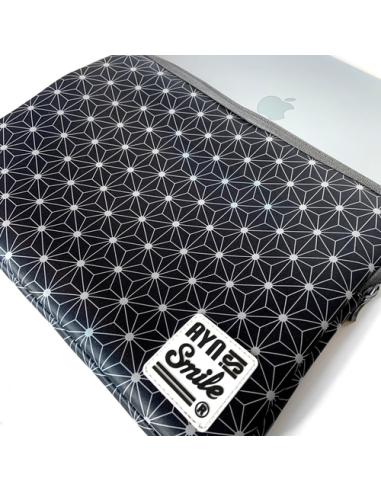 Smile Funda Sleeve para Portátil hasta 13.3 pulgadas Neo Nipon de Neopreno color Negro