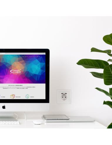Nanocable Base de enchufe de pared tipo schuko con 2 tomas USB Max. 2.4A, blanca