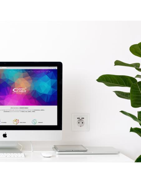Nanocable Base de enchufe de pared tipo schuko con 2 tomas USB Max. 2.4A, blanca