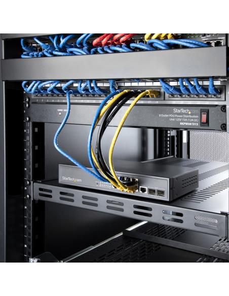 StarTech.com Estante Bandeja 1U Ventilada Ajustable para Montaje en Rack de Servidores - 150kg - de 19,5 a 38in (49,5 a 96,5cm) 