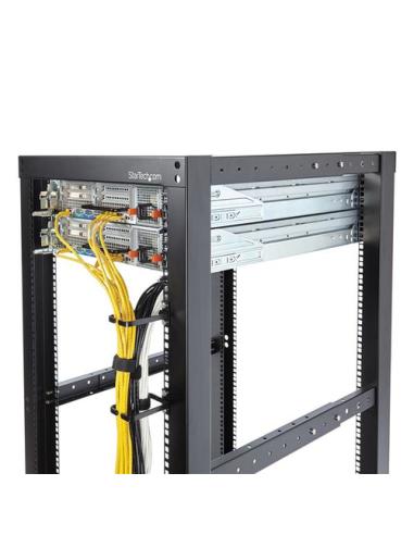 StarTech.com Anilla Pasacables en D Vertical 1U para Gestión de Cableado en Armarios Racks - Guiacables 5,7x10cm