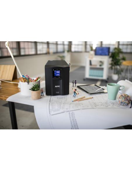 APC SMC1000IC sistema de alimentación ininterrumpida (UPS) Línea interactiva 1 kVA 600 W 8 salidas AC