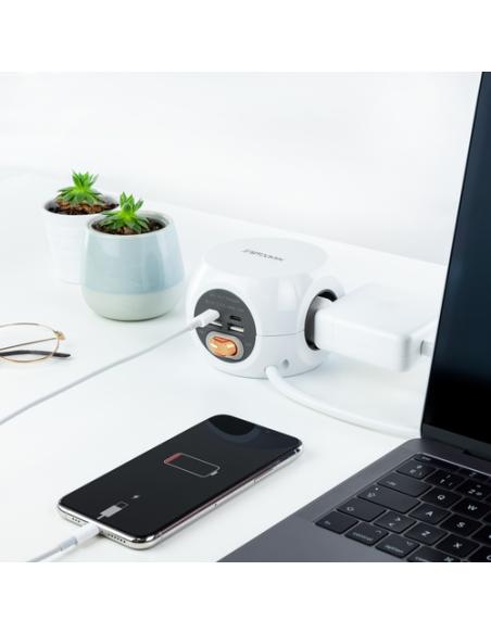 Nanocable Base de 3 enchufes con 4 USB's (2 USB A + 2 USB-C), con interruptor