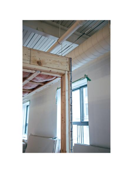 StarTech.com 100 Clips de Gestión de Cableado Adhesivos - Negro - Organizador de Cableado para Escritorios/Oficinas - Mordaza de