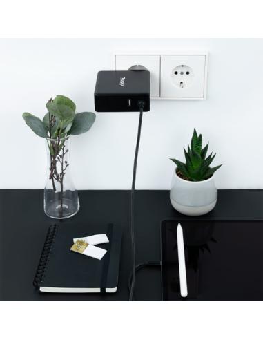TooQ TQLC-USBC90PD adaptador e inversor de corriente Auto 90 W Negro