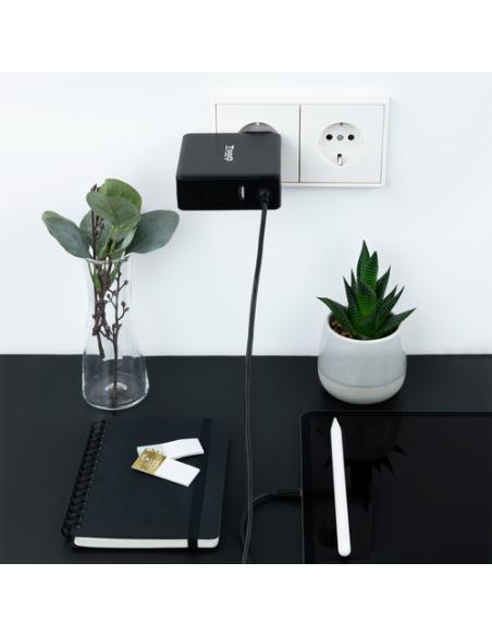 TooQ TQLC-USBC90PD adaptador e inversor de corriente Auto 90 W Negro