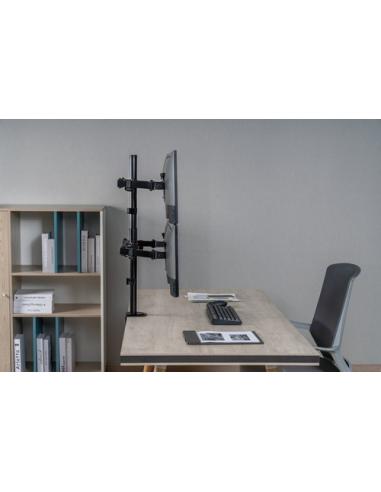Equip Soporte de escritorio articulado para monitor cuádruple de 17"-32