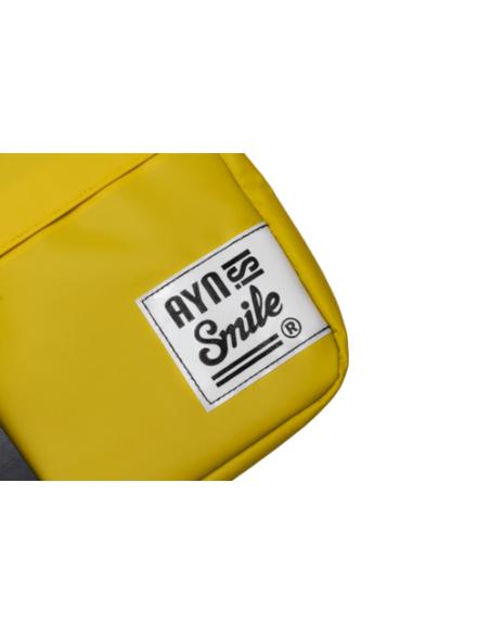 Smile Funda Sleeve para Portátil de 13 y 14 pulgadas Akira impermeable color Amarillo