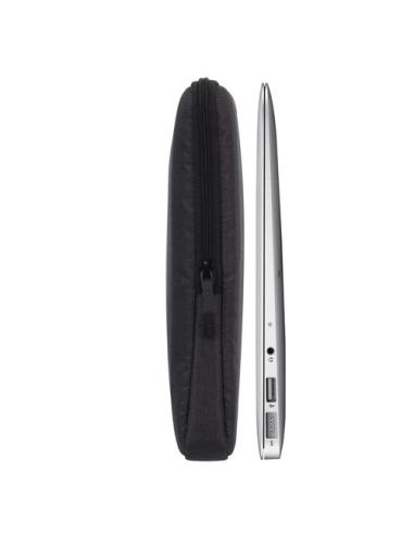 Rivacase 7705 39,6 cm (15.6") Funda Negro