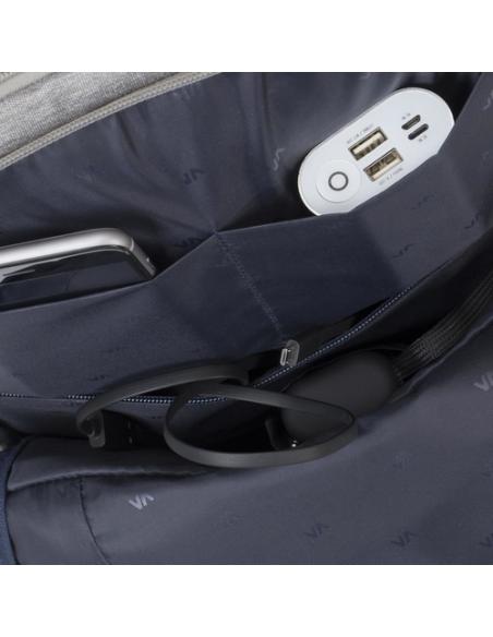 Rivacase 7760 39,6 cm (15.6") Funda tipo mochila Gris