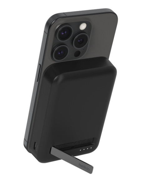 Belkin BoostCharge Pro Cargador inalámbrico Negro