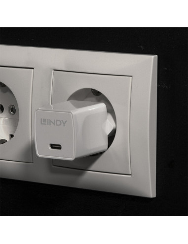 Lindy 73410 cargador de dispositivo móvil Smartphone Blanco Corriente alterna Interior