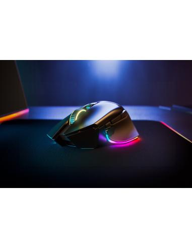 Razer Basilisk V3 Pro 35K ratón Juego mano derecha RF Wireless + Bluetooth + USB Type-A Óptico 35000 DPI