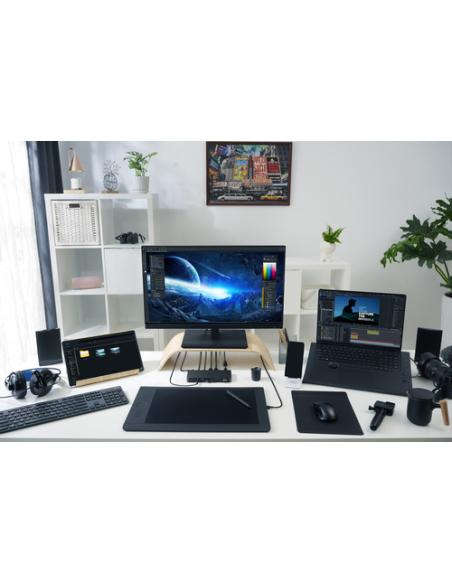 ASUS Triple 4K Thunderbolt 4 Dock DC500