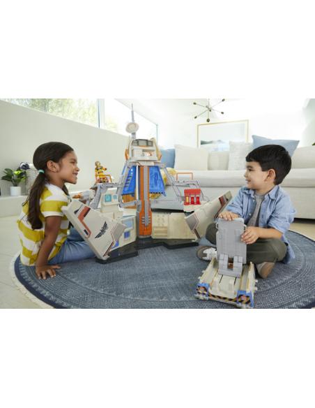Disney Pixar Lightyear Ultimate Star Command Base Playset