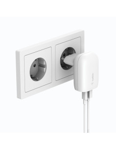 Belkin WCB007vfWH Smartphone, Tableta Blanco Corriente alterna Carga rápida Interior 2