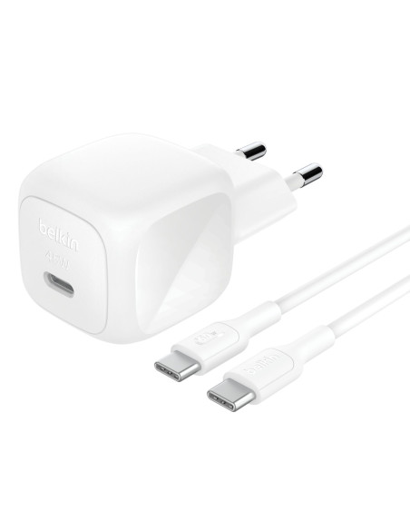 Belkin WCA013kq1MWH-B6 Universal Blanco Corriente alterna Carga rápida Interior
