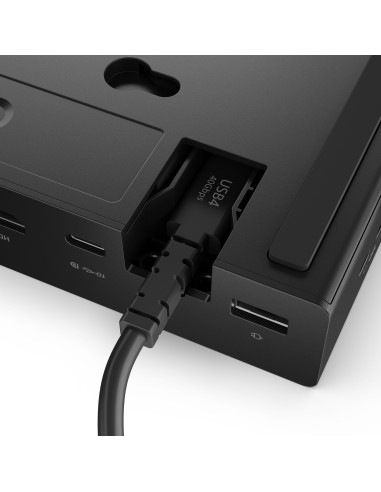 Lenovo ThinkPad USB4 Smart Dock 5500 with 135W Adapter Alámbrico Negro