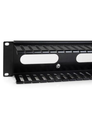StarTech.com Panel Canaleta Horizontal de 2U con Cubierta para Gestión de Cableado en Racks y Perforaciones Laterales