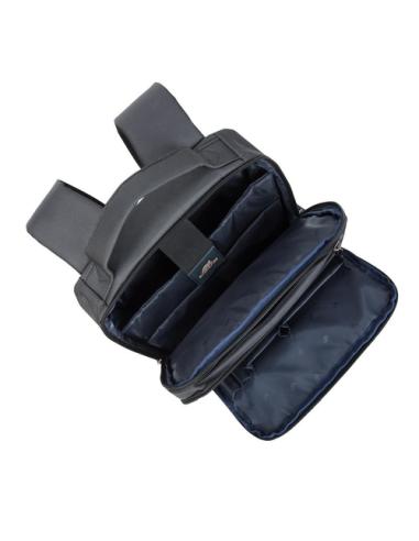 Rivacase 8262 39,6 cm (15.6") Funda tipo mochila Negro