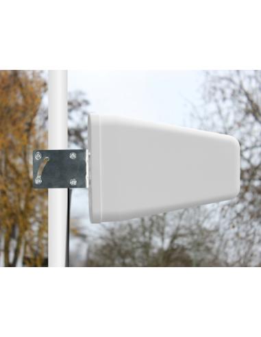 DeLOCK Antena LTE SMA macho de 7 - 9 dBi direccional con cable de conexión (RG-58, 5 m) blanca para exteriores